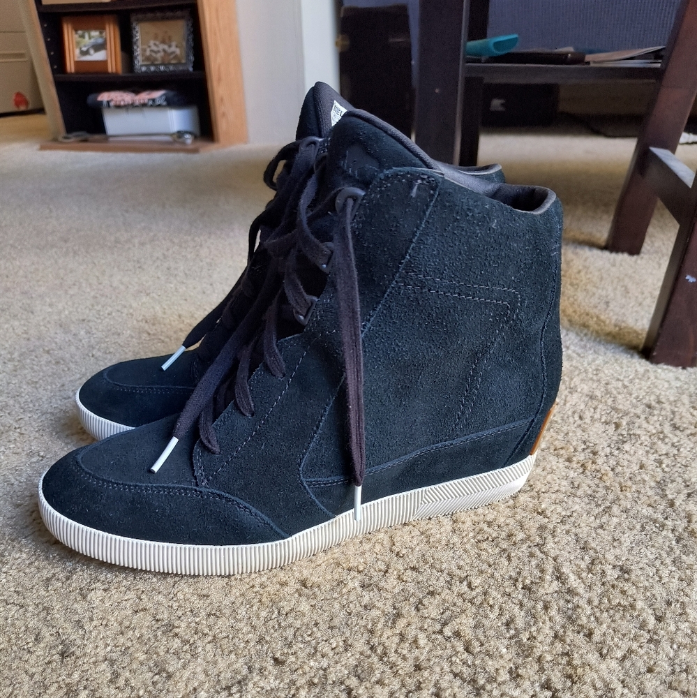 Sorel women's wedge boots